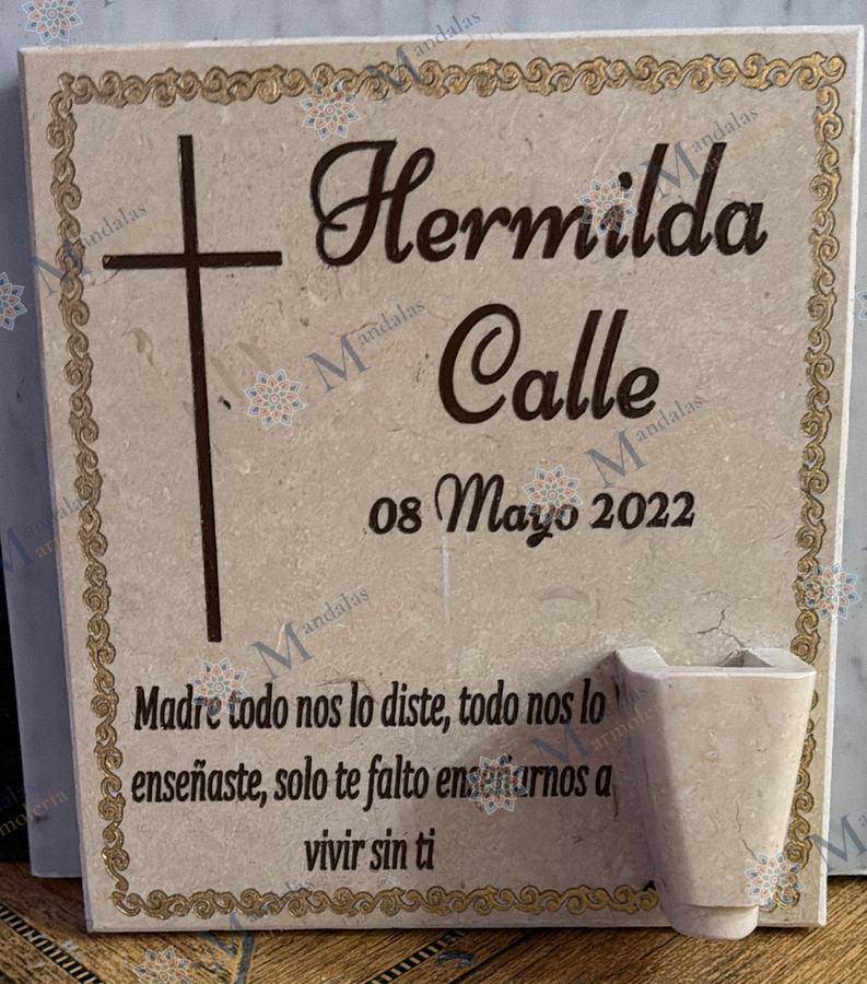 Placa en mármol crema, rectangular, Ref. 100