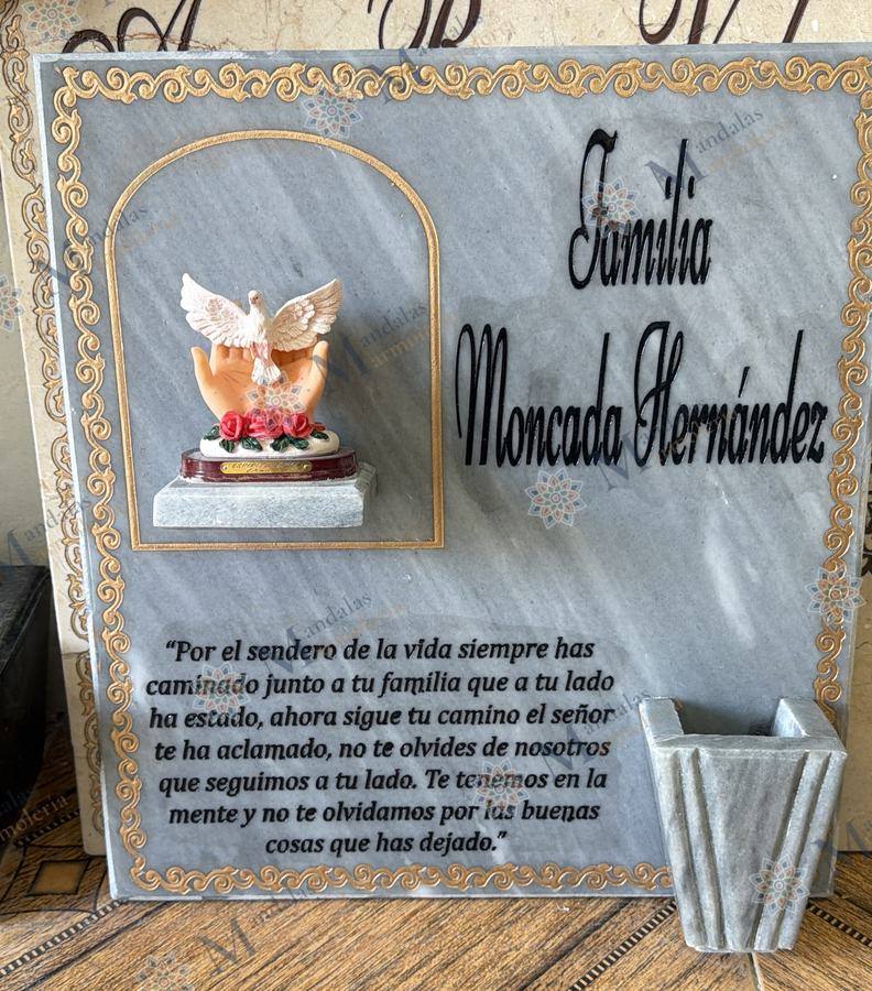 Placa en mármol gris, rectangular, Ref. 109
