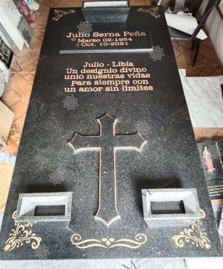 Tumba en granito negro, rectangular, Ref. 237