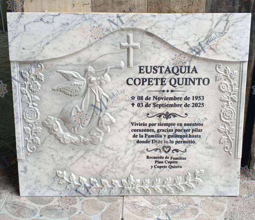 Placa en mármol blanco, rectangular, Ref. 4