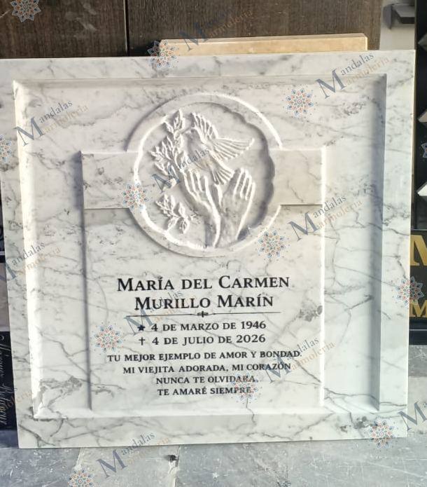 Placa en mármol blanco, rectangular, Ref. 7