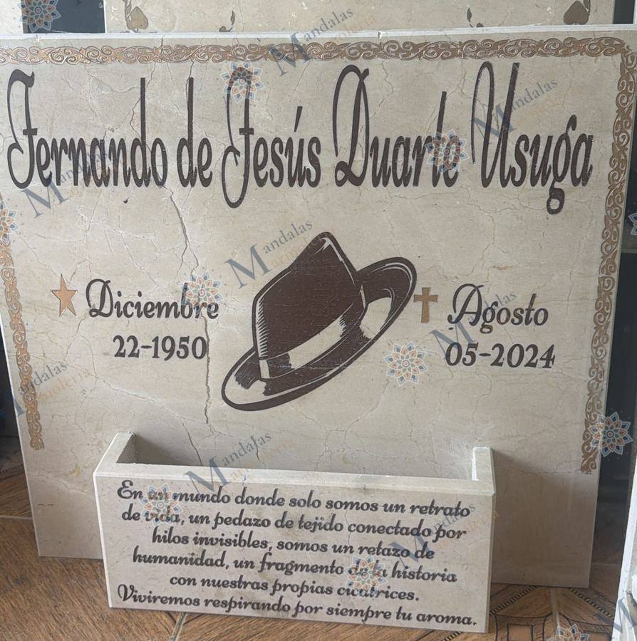 Lápida en mármol crema, rectangular, Ref. 8
